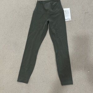 Lululemon nwt army green Leggings align sz 4